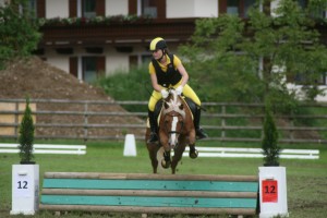 StPr. Heidi im Cross mit Anna Maria Jöbstl bei der BLMM Reiten und Fahren in Ebbs 2016