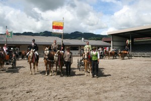 StPr. Heidi links mit Reiterin Anna Maria Jöbstl bei der BLMM Reiten und Fahren in Ebbs 2016